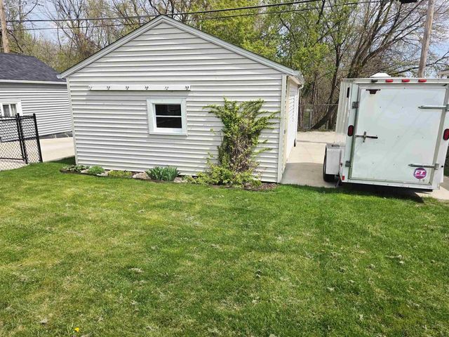 718 56th Street, West Allis, WI 53214
