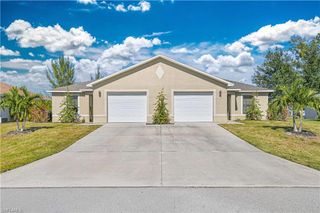 611/613 SE 14th ST, Cape Coral, FL 33990