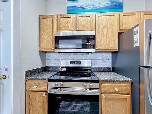 10764 70TH AVENUE 5203, Seminole, FL 33772