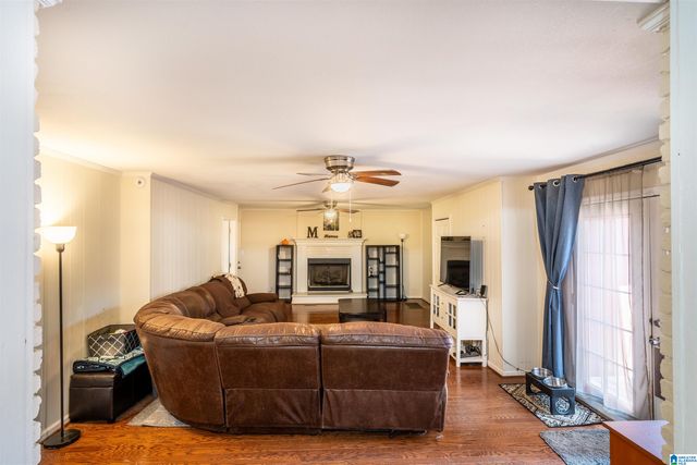 907 9TH AVENUE NE, Jacksonville, AL 36265