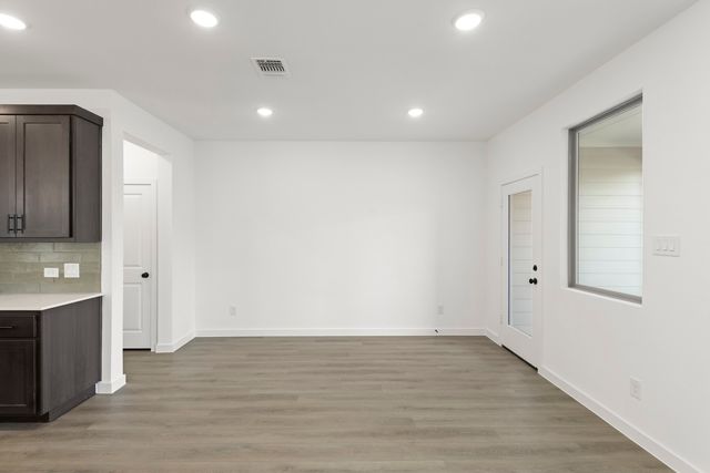 6915 Mission Tejas Drive, Dallas, TX 75228