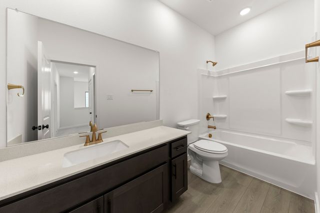 6915 Mission Tejas Drive, Dallas, TX 75228