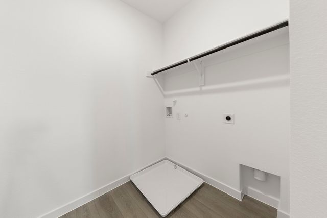 6915 Mission Tejas Drive, Dallas, TX 75228