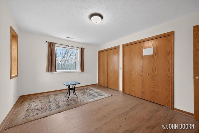 3430 Eastridge Court NE, Grand Rapids, MI 49525