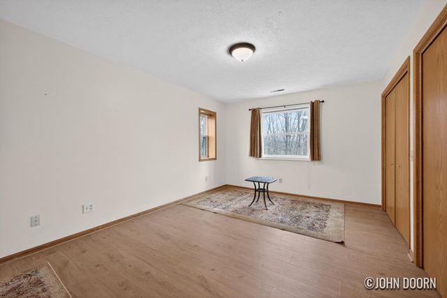 3430 Eastridge Court NE, Grand Rapids, MI 49525