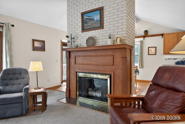 3430 Eastridge Court NE, Grand Rapids, MI 49525