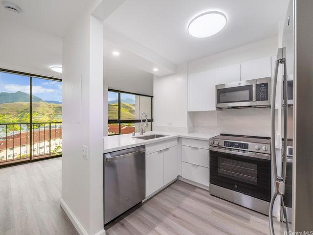 322 Aoloa Street 810, Kailua, HI 96734
