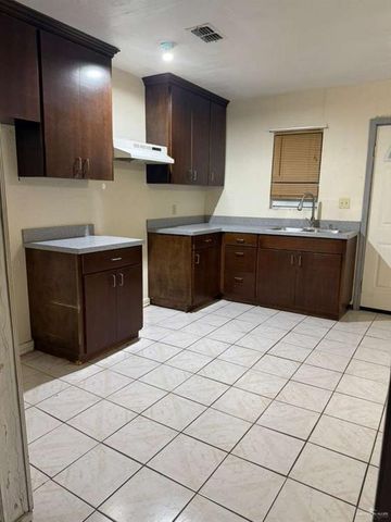 902 Del Monte Drive, San Juan, TX 78589