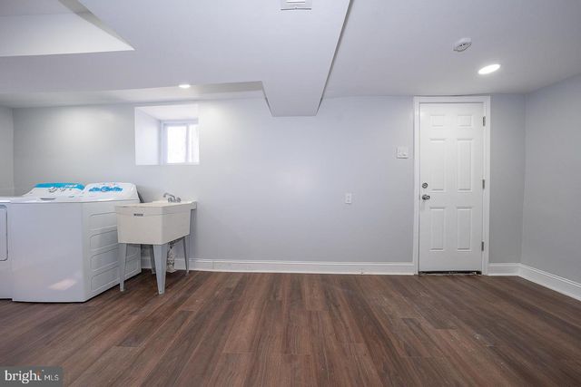 100 ENGLEWOOD RD, Upper Darby, PA 19082