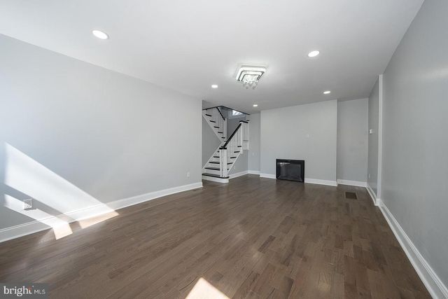 100 ENGLEWOOD RD, Upper Darby, PA 19082