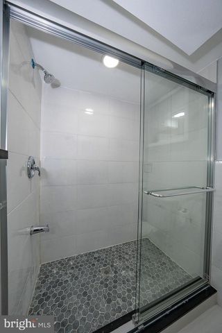 100 ENGLEWOOD RD, Upper Darby, PA 19082