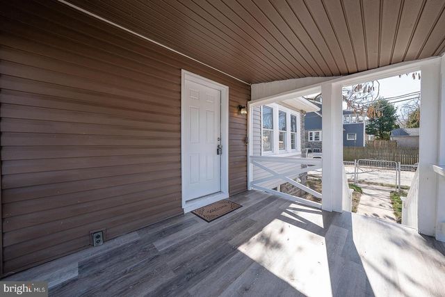 100 ENGLEWOOD RD, Upper Darby, PA 19082