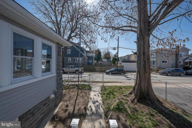 100 ENGLEWOOD RD, Upper Darby, PA 19082