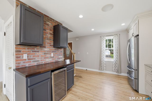 168 Kenwood Avenue, Stratford, CT 06614