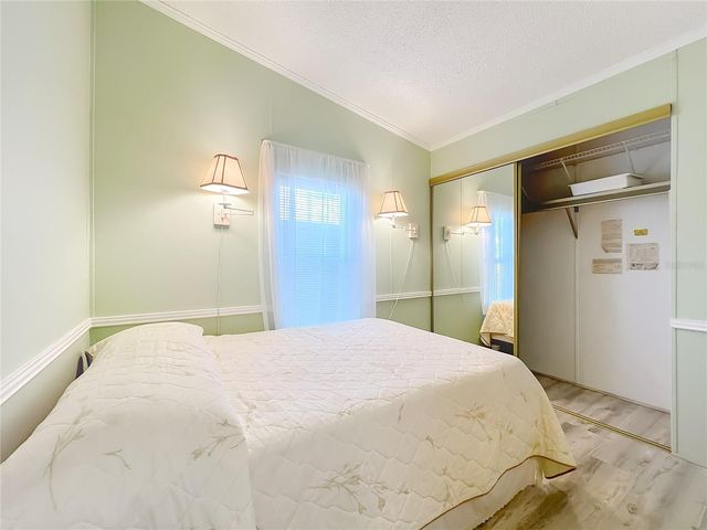 698 CINDI AVENUE, Leesburg, FL 34788