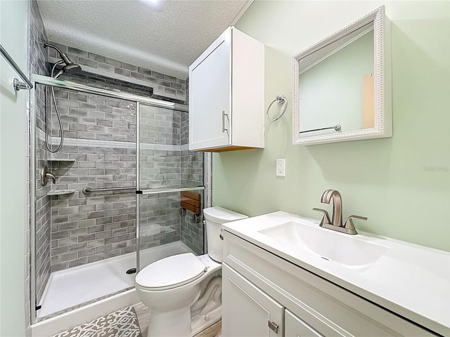 698 CINDI AVENUE, Leesburg, FL 34788