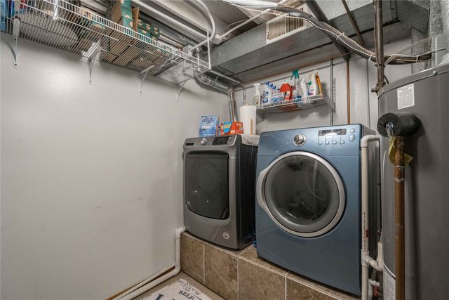 5815 SW 4th Street, Des Moines, IA 50315