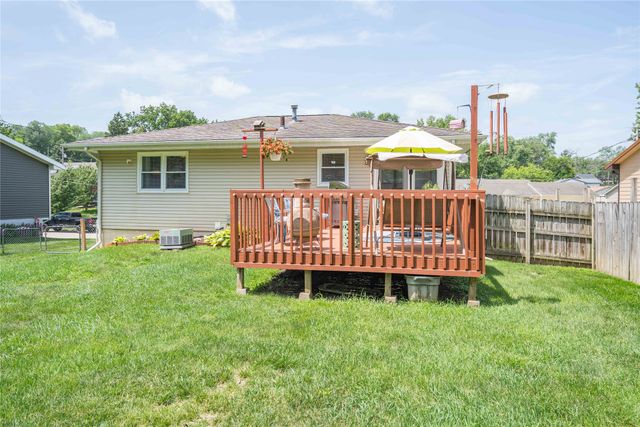 5815 SW 4th Street, Des Moines, IA 50315