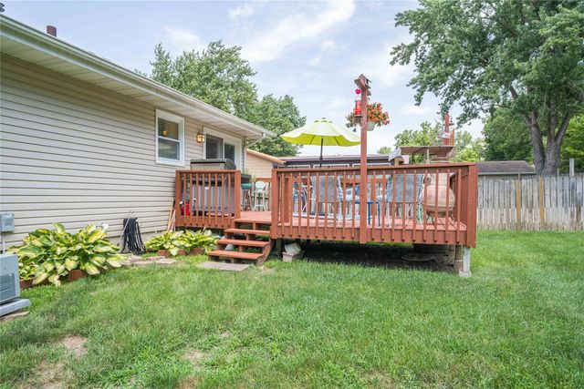 5815 SW 4th Street, Des Moines, IA 50315