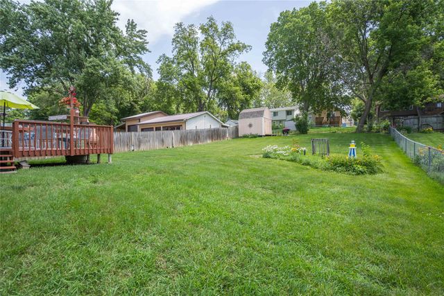 5815 SW 4th Street, Des Moines, IA 50315