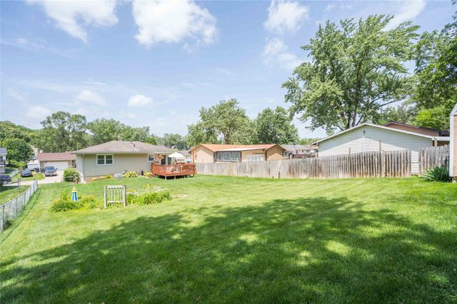 5815 SW 4th Street, Des Moines, IA 50315