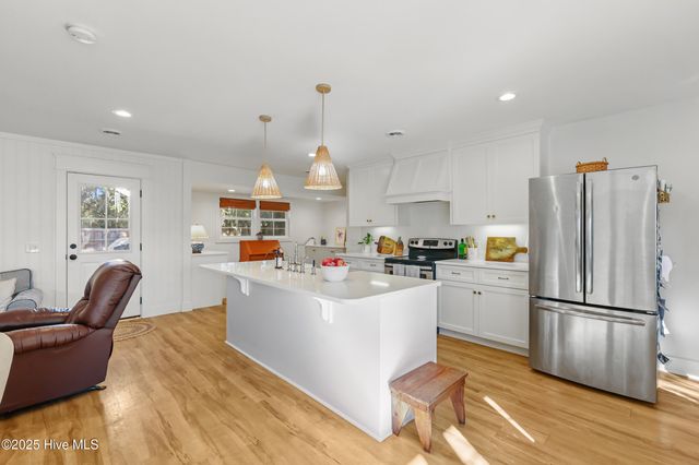 124 Kelly Road, Wilmington, NC 28409