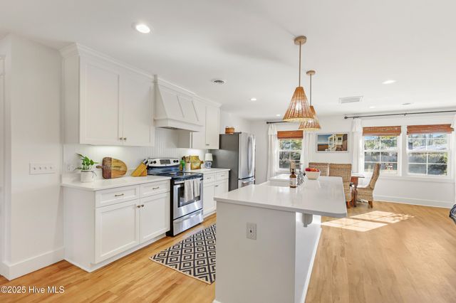 124 Kelly Road, Wilmington, NC 28409