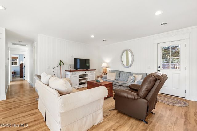 124 Kelly Road, Wilmington, NC 28409