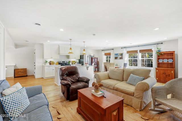 124 Kelly Road, Wilmington, NC 28409