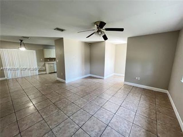 222 SW 6th Ave NA, Florida City, FL 33034