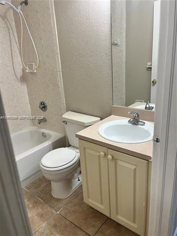 222 SW 6th Ave NA, Florida City, FL 33034