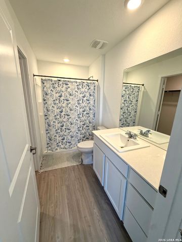 1019 SNEDEKER DR, San Antonio, TX 78221