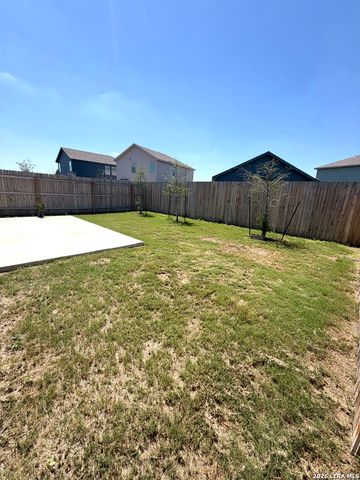 1019 SNEDEKER DR, San Antonio, TX 78221