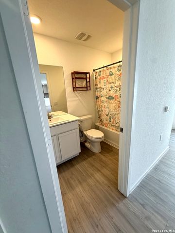 1019 SNEDEKER DR, San Antonio, TX 78221