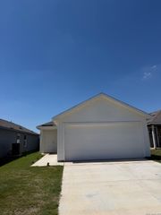 1019 SNEDEKER DR, San Antonio, TX 78221