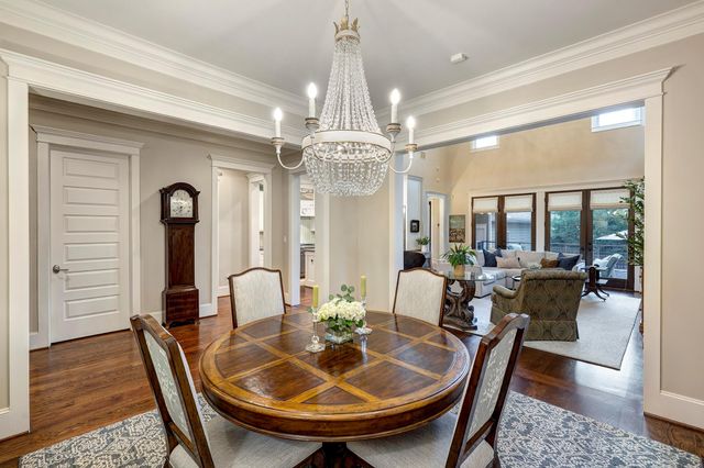 2219 Arlington Street, Houston, TX 77008