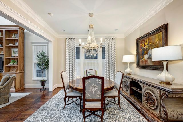 2219 Arlington Street, Houston, TX 77008