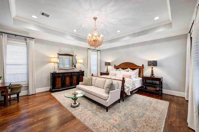 2219 Arlington Street, Houston, TX 77008