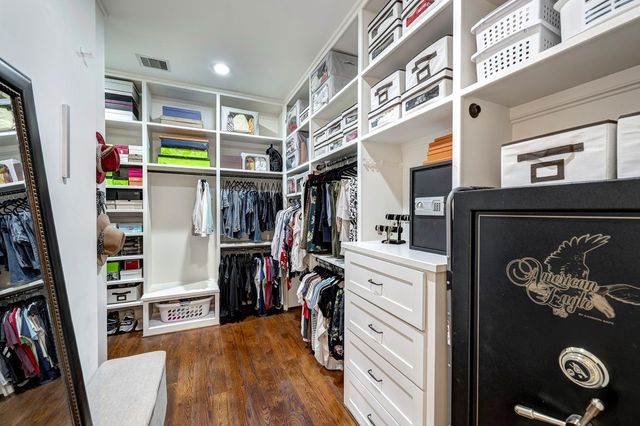 2219 Arlington Street, Houston, TX 77008