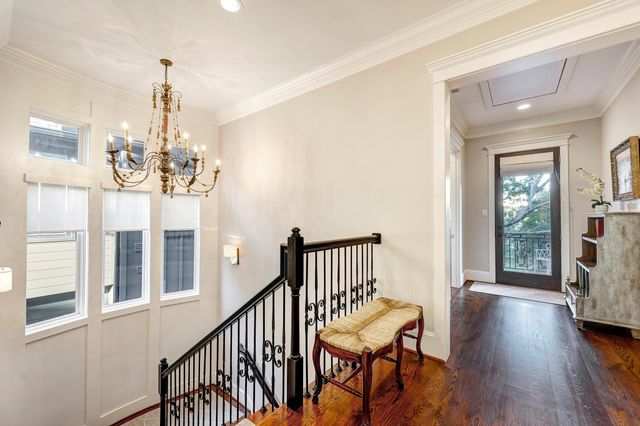 2219 Arlington Street, Houston, TX 77008