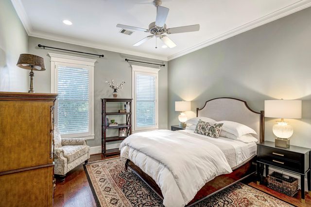 2219 Arlington Street, Houston, TX 77008