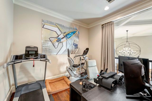 2219 Arlington Street, Houston, TX 77008