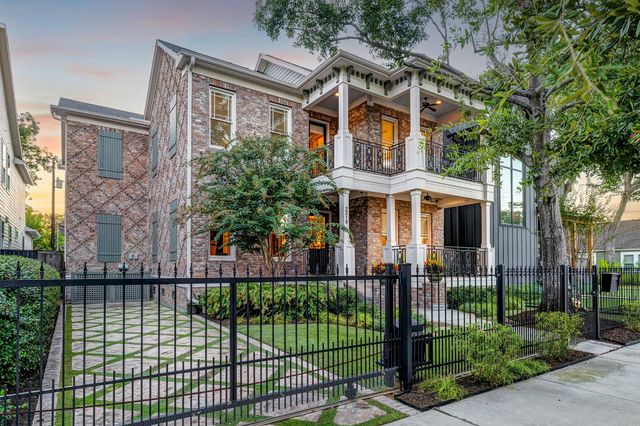 2219 Arlington Street, Houston, TX 77008