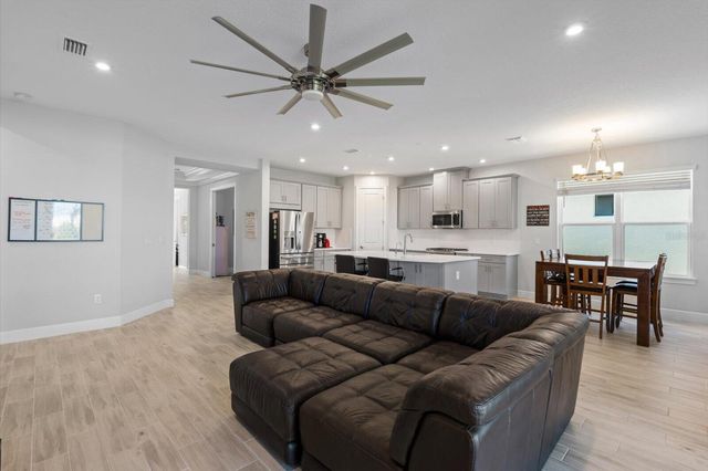 4512 CRESTPOINT WAY, Palmetto, FL 34221