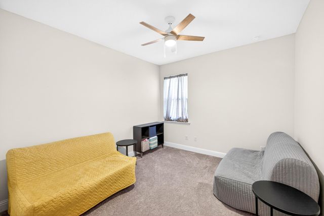 247 E Sky Way, Freeport, FL 32439