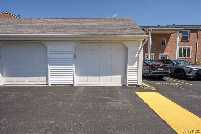 3903 Bowen Road 59, Lancaster, NY 14086
