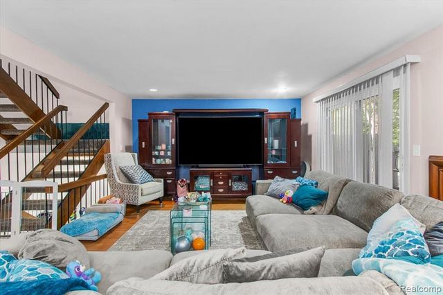 7387 Radcliff Drive 47, West Bloomfield, MI 48322