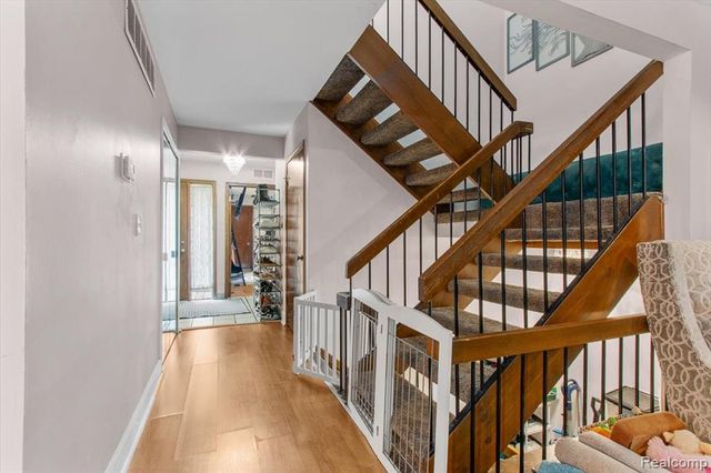 7387 Radcliff Drive 47, West Bloomfield, MI 48322