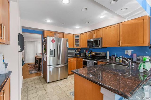 7387 Radcliff Drive 47, West Bloomfield, MI 48322