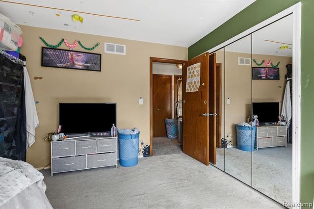 7387 Radcliff Drive 47, West Bloomfield, MI 48322